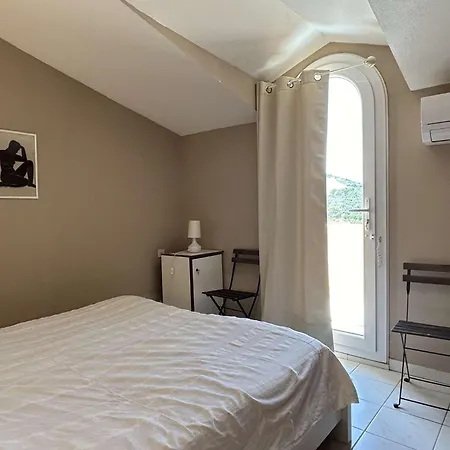 Apartment 3 Pieces 5 Couchages Sur Bn090-f18