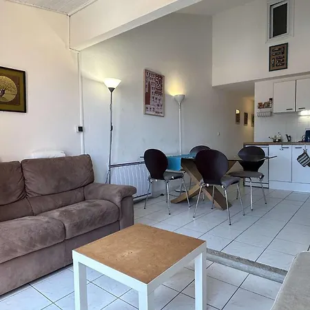 3 Pieces 5 Couchages Sur Bn090-f18 Apartment