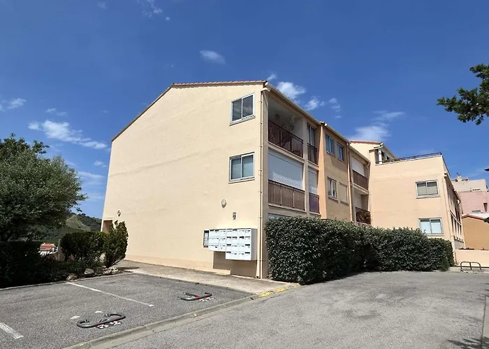 3 Pieces 5 Couchages Sur Bn090-f18 * Banyuls-sur-Mer